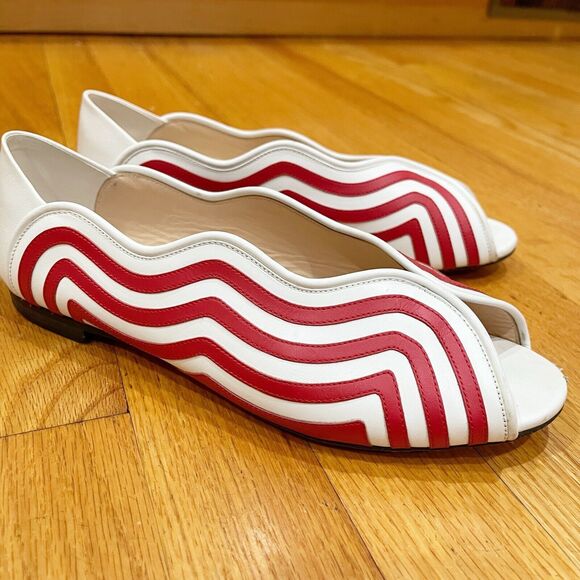 Fendi Peep Toe Summer Flats Womens Size 7.5 Red Leather Wave READ DESCRIPTION - Picture 2 of 15